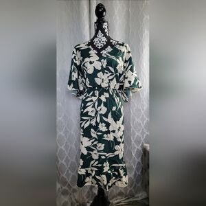 BloomChic - Dark Green Dress/Cream Floral Pattern